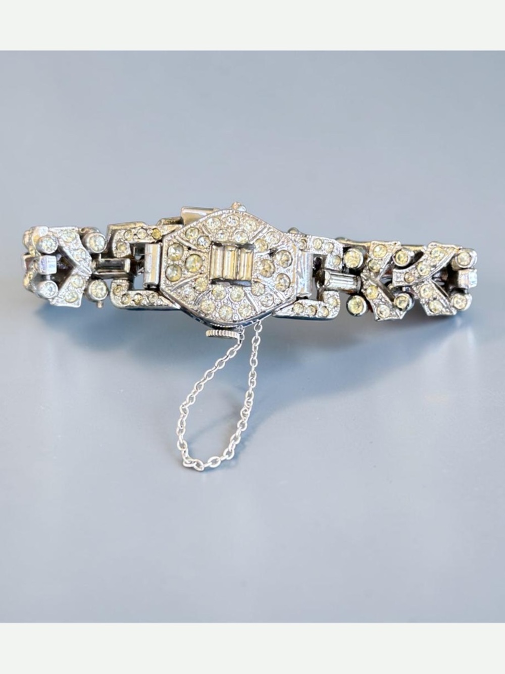 Vintage Branton 17 Jewels Art Deco 1920’s Hidden Watch Bracelet